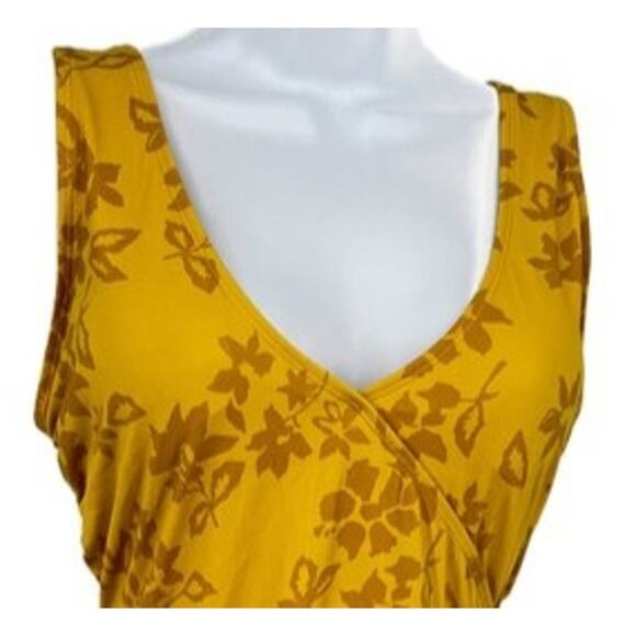 Swimsuit Classic Gathered Floral One-Piece in Floral 2 tone Yellow Print Size XL - Picture 2 of 8